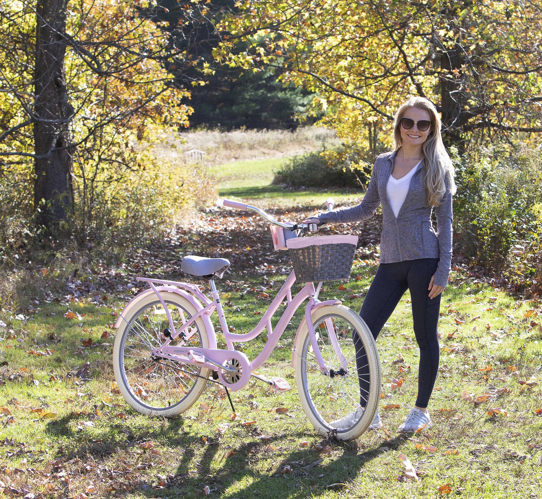 26 In. Charleston Ladies Cruiser Bike, Pink - Product image 7