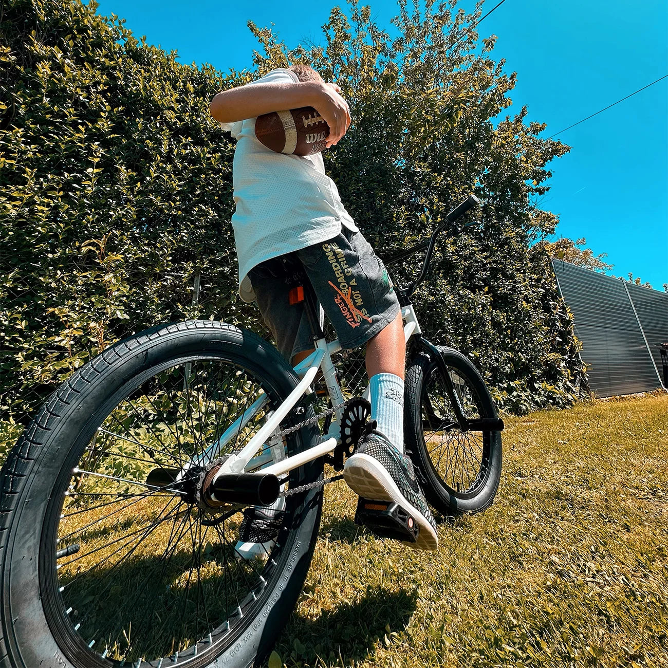 Cubsala 20 in Kids BMX Bike Freestylefor Age 6 - 14 Years Old Boys Girls with 4 Pegs, Black with Red Tires - Product image 38
