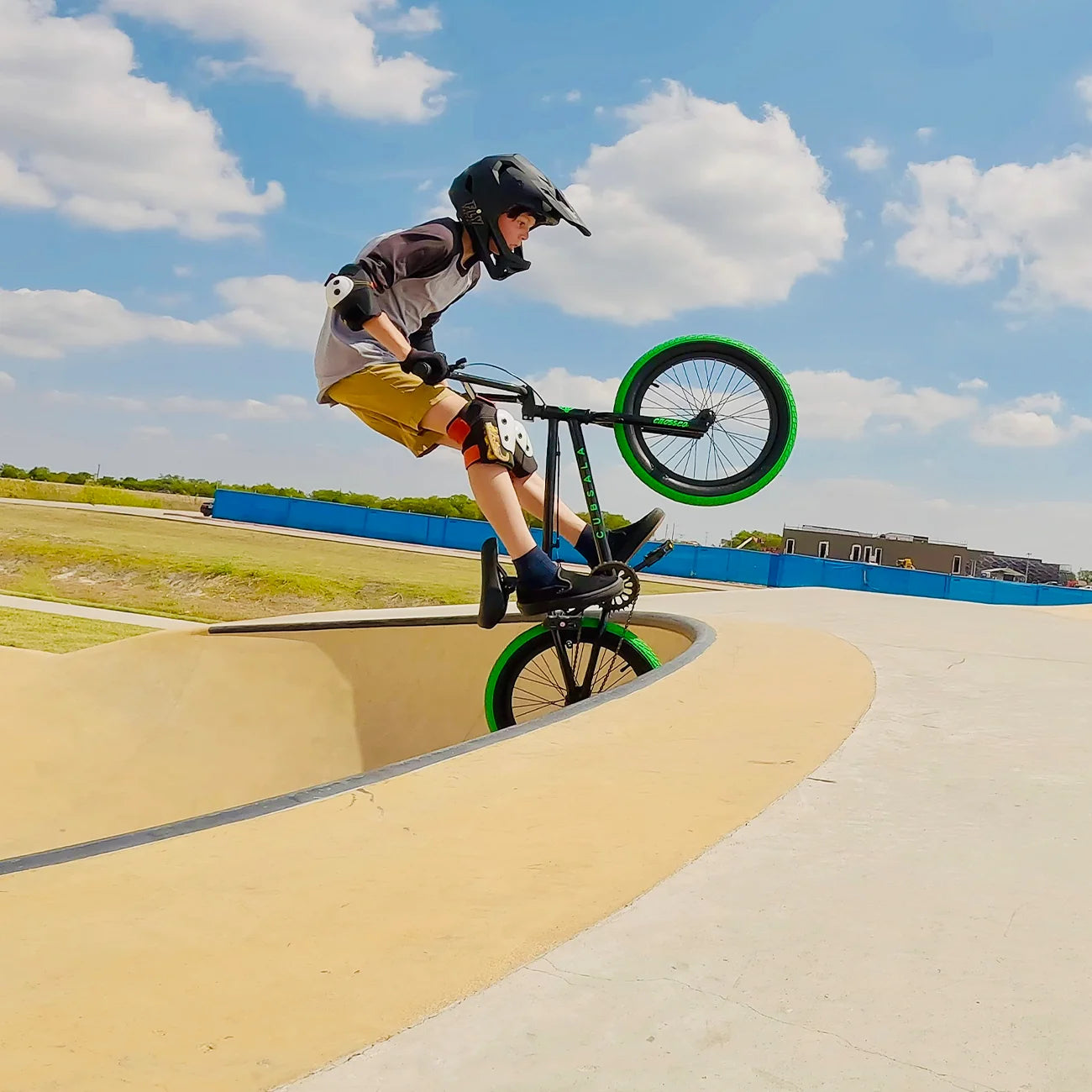 Cubsala 20 in Kids BMX Bike Freestylefor Age 6 - 14 Years Old Boys Girls with 4 Pegs, Black with Red Tires - Product image 28